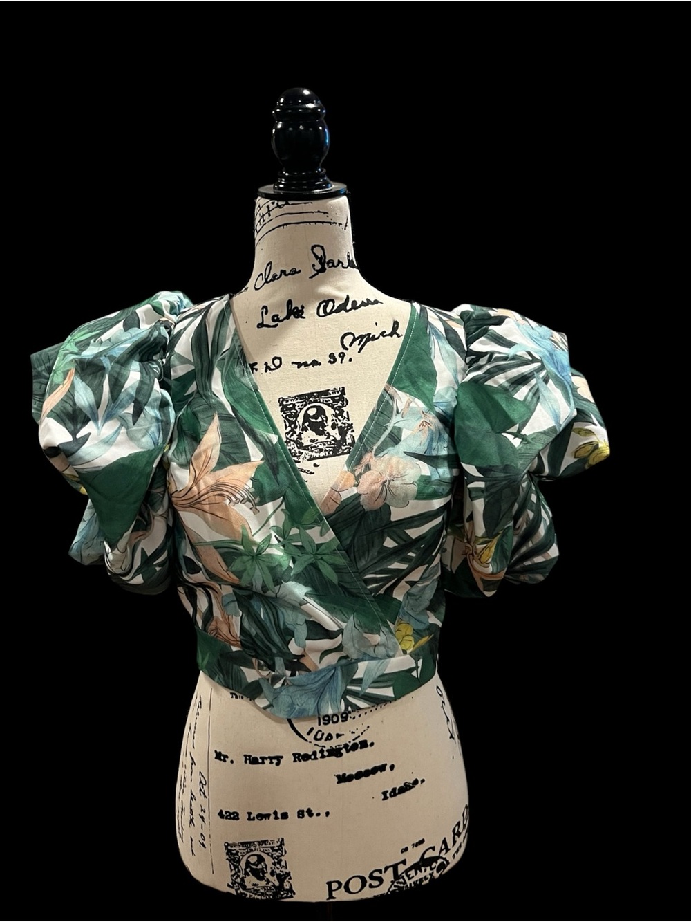A.Peach Tropical Floral Print Puff Sleeve Wrap Crop Top - Green - Medium